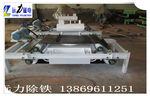 油冷自卸式电磁除铁器,使用厂家在选型时为什么会感觉很难？远力除铁器厂家给您解惑
