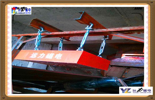 斗提机出料口安装强磁除铁器 斗提机出料口安装强磁除铁器