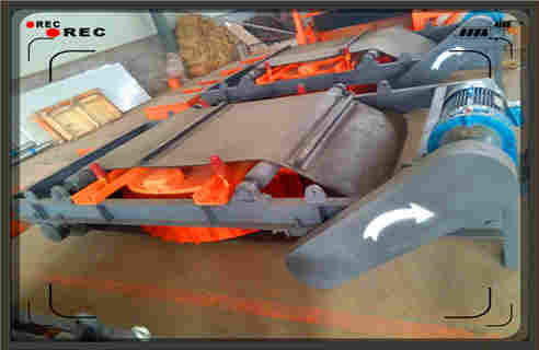 永磁除铁器,带式永磁除铁器,安徽自卸带式永磁除铁器 永磁除铁器,带式永磁除铁器,安徽自卸带式永磁除铁器