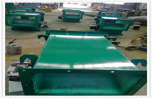 管道除铁器，管道式永磁除铁器，管道永磁除铁器厂家，浙江管道式永磁除铁器厂家