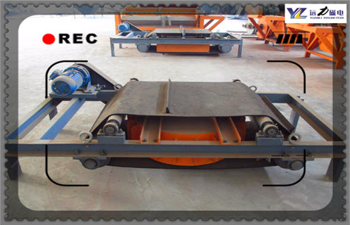 干式自卸式电磁除铁器，天津RCDD-6干式自卸式电磁除铁器安装工作视频_国家标准_干式轻型天津RCDD-6干式自卸式电磁除铁器型号 