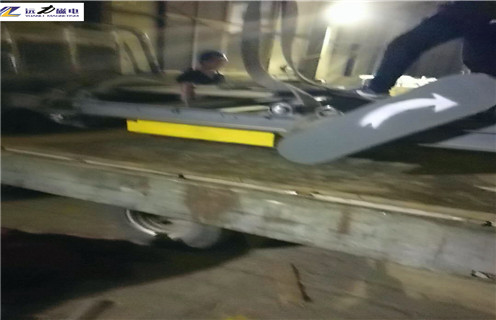 自卸式电磁除铁器，湖北RCDD-14自卸式除铁器电磁除铁器国家标准_湖北RCDD-14自卸式除铁器电磁除铁器厂家配件_型号及工作视频