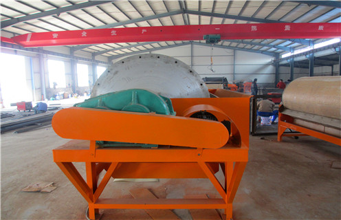 电磁自卸式除铁器，内蒙古电磁自卸式除铁器价格_内蒙古电磁自卸式除铁器价格厂家配件_型号及工作视频