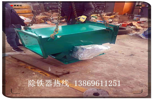 管道除铁器，新疆管道式除铁器简介_新疆管道式除铁器简介厂家应用安装示意图型12000高斯_可定制工作原理 