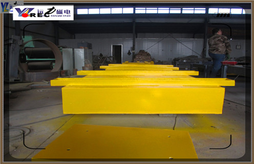 悬挂式永磁除铁器，广东悬挂式永磁除铁器_内部磁块安装方法_广东悬挂式永磁除铁器型号价格