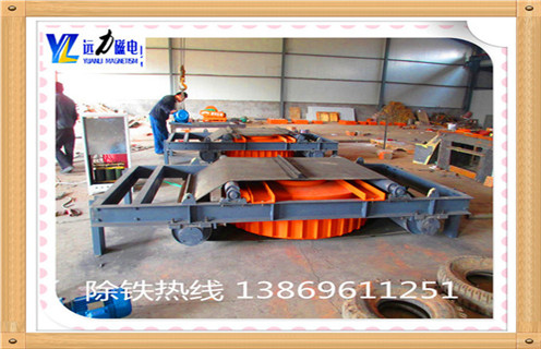 自卸式电磁除铁器，石家庄自卸式电磁除铁器工作视频_国家标准_石家庄自卸式电磁除铁器厂家订做配电箱型号